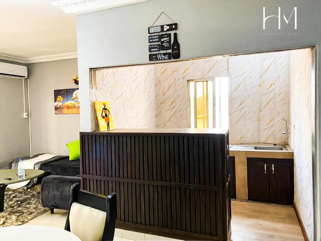 Heavenly Home Yaounde Bagian luar foto
